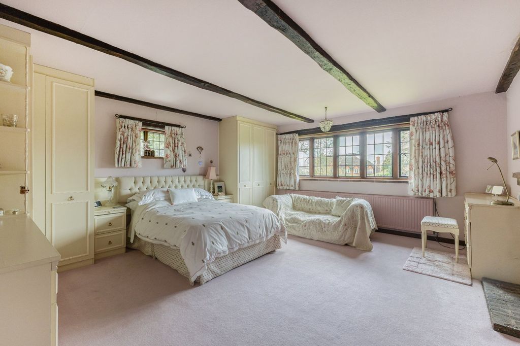 Additional image 9 of 4 bed detached house for saleOakhurst Avenue, Harpenden, Hertfordshire AL5