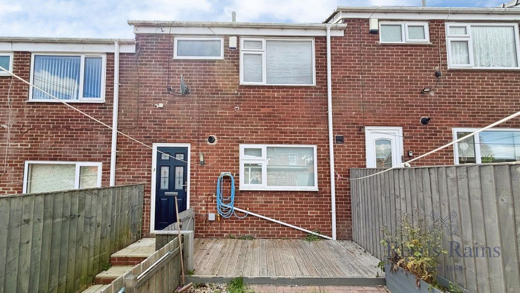 Property photo 1 of 13 External