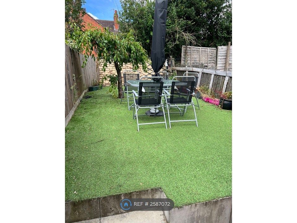 Property photo 1 of 34