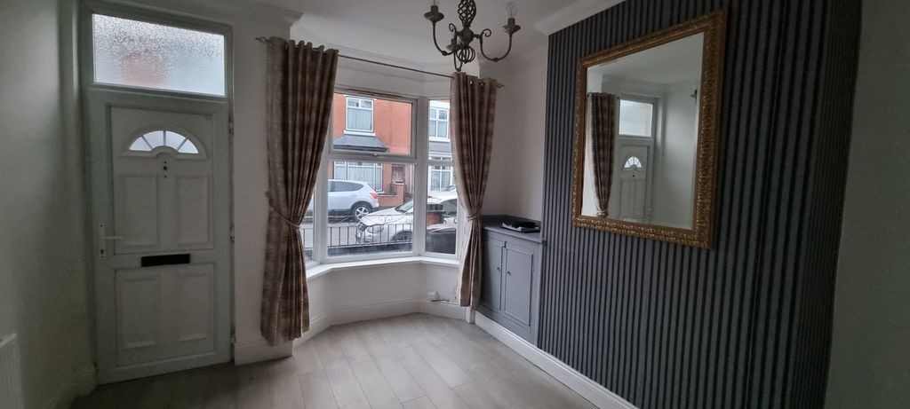 Property photo 3 of 22 Photograph 3