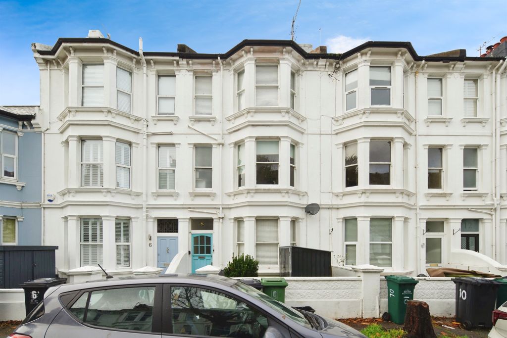 Property photo 1 of 13