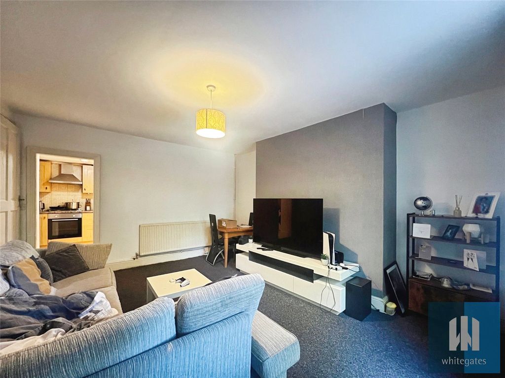Property photo 2 of 12 Picture No. 05