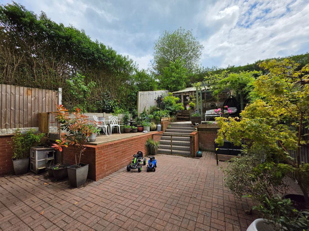 Additional image 18 of 5 bed detached house for saleAscot Drive, Dudley DY1