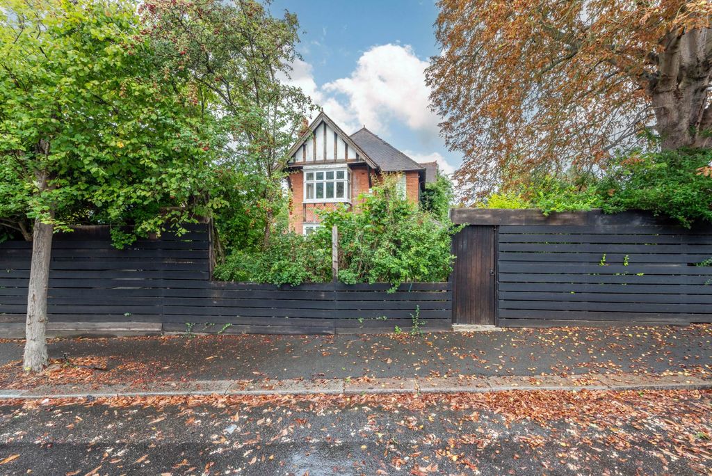 Property photo 1 of 19