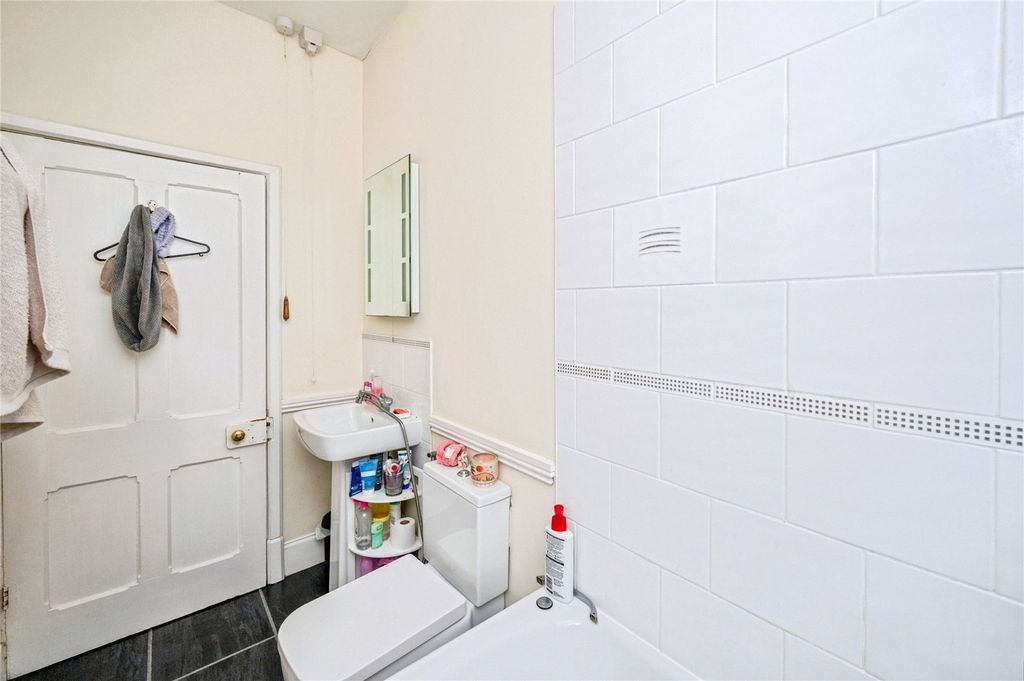 Property photo 2 of 14 Picture No. 01