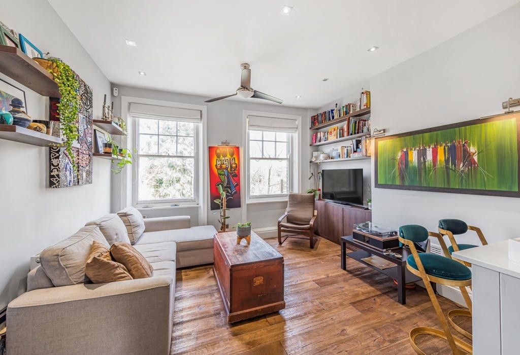 Property photo 3 of 12