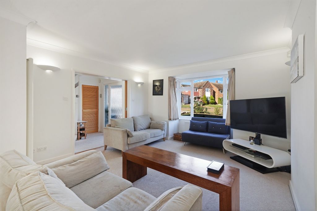 Property photo 2 of 20 5217842