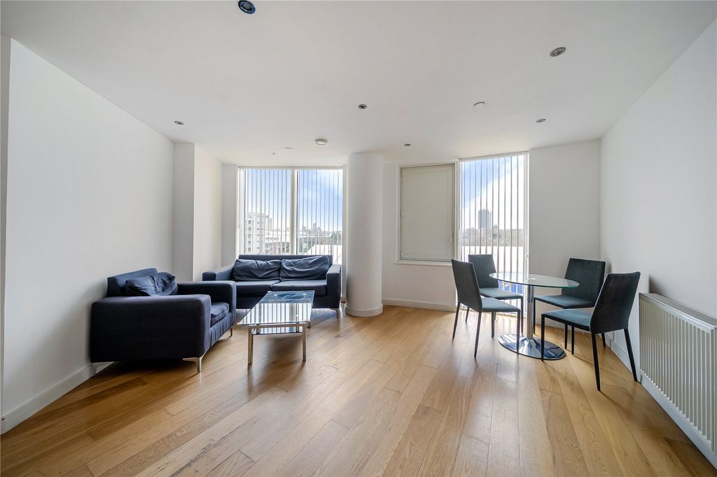 Property photo 1 of 23 Picture No. 13