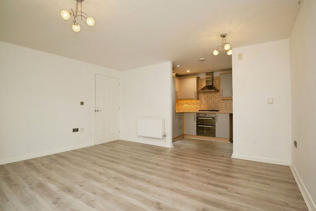 Additional image 4 of 2 bed flat for saleFlavius Close, Caerleon, Newport NP18