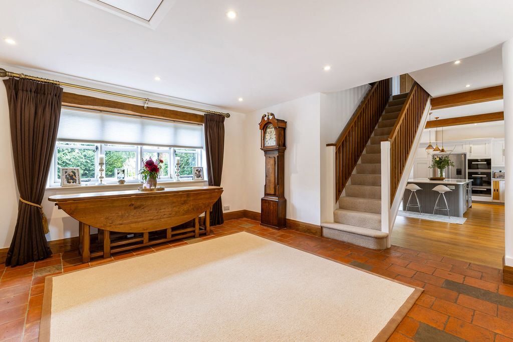 Property photo 2 of 14