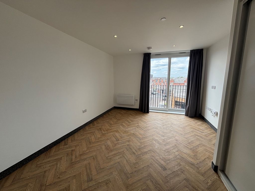 Property photo 3 of 4