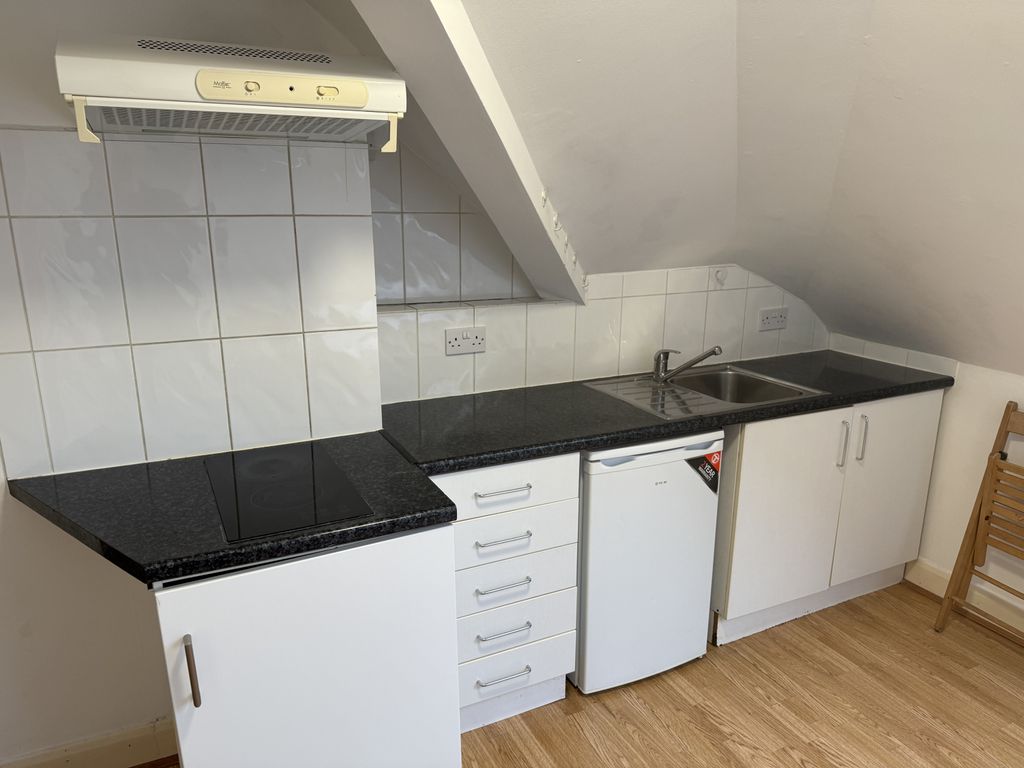 Property photo 3 of 7 Gallery