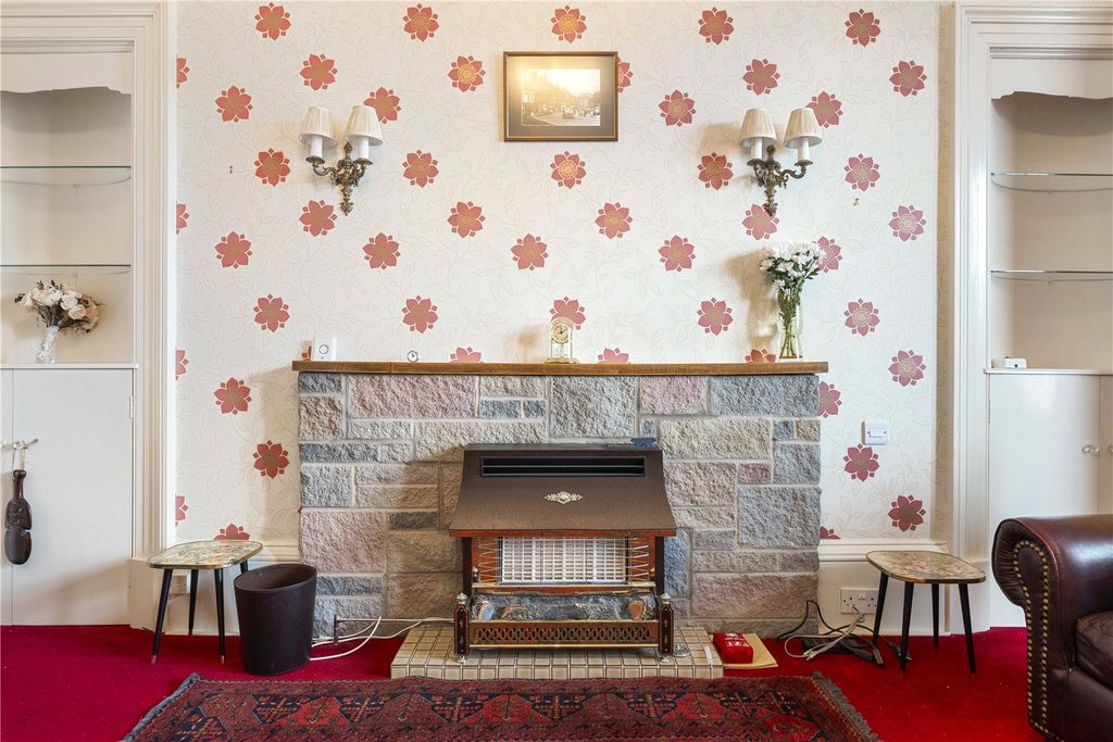 Property photo 3 of 25 17/2 Stanely Road 3