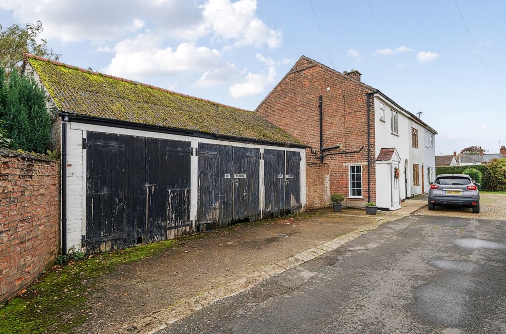 Property photo 1 of 7 1208917 (1)