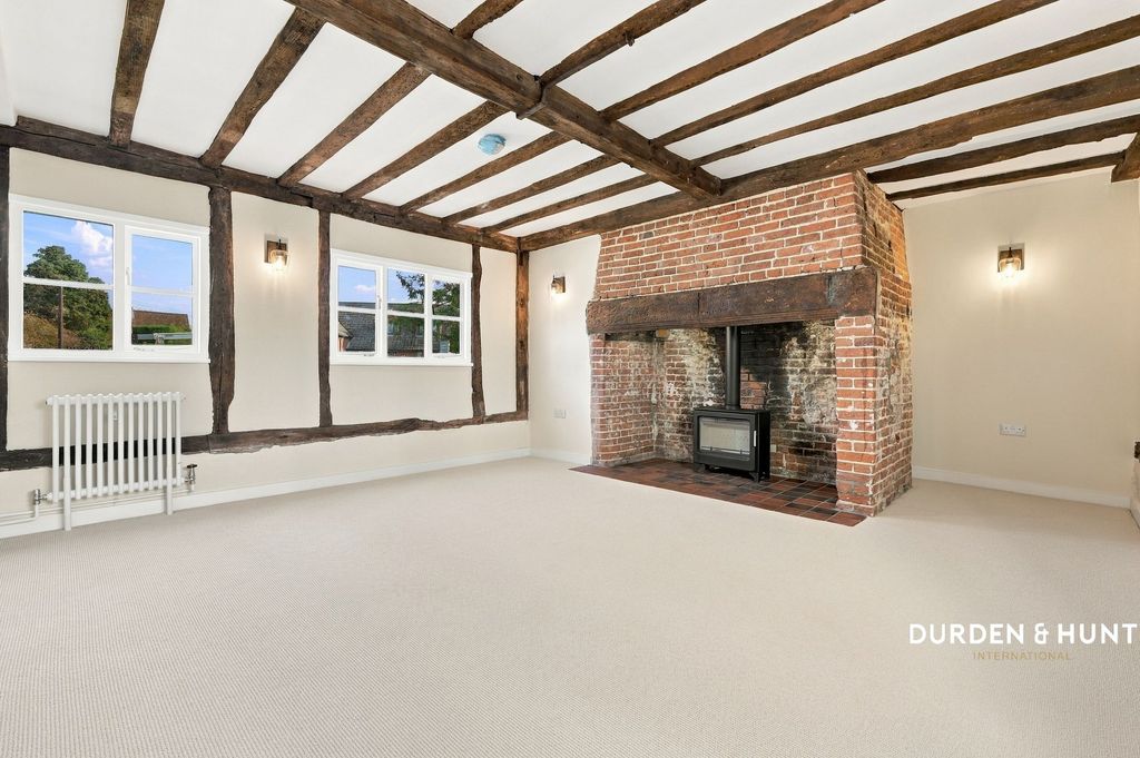 Property photo 3 of 36