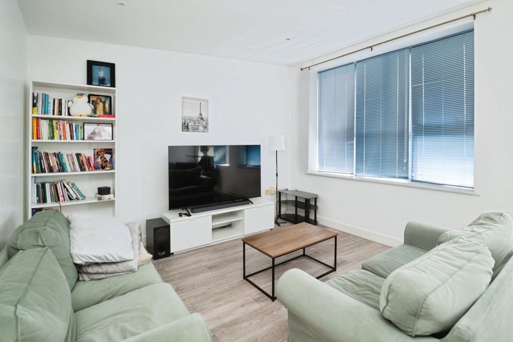 Property photo 1 of 12 Living/Dining Area