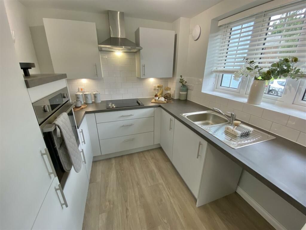 Property photo 3 of 14