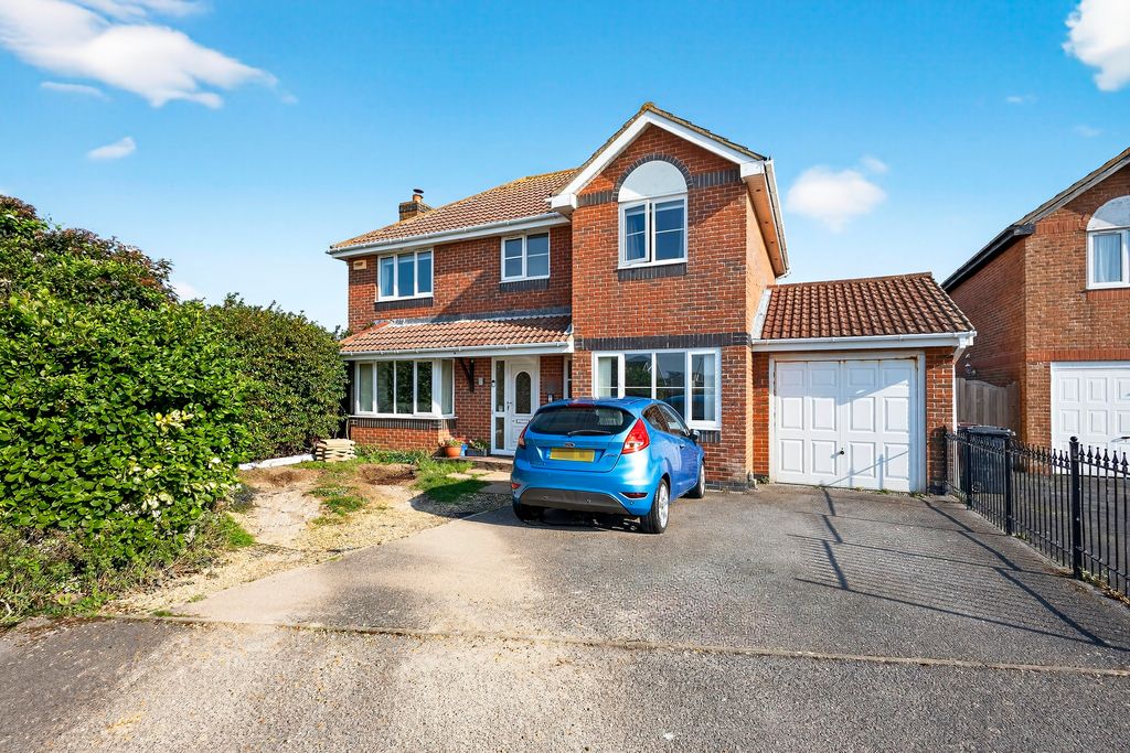 Property photo 1 of 20 Front View