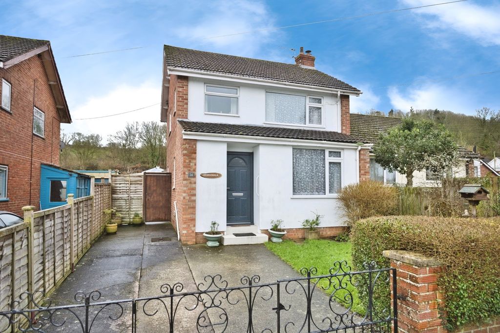 Property photo 1 of 17 Pbox-Img.Jpg