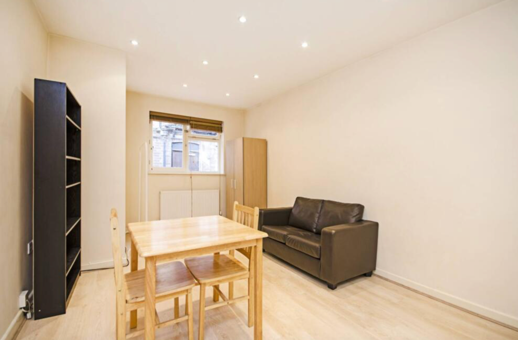 Property photo 2 of 4 Screenshot 2025-10-30 At 11.34.55