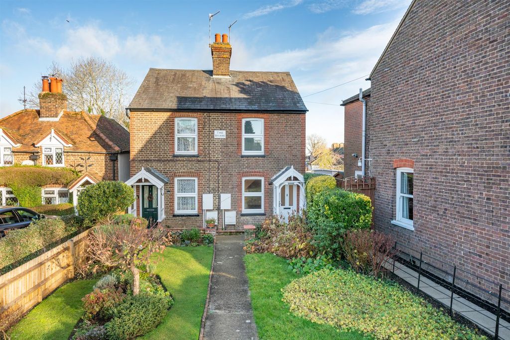 Property photo 1 of 12 2-The-Briars-2393.Jpg