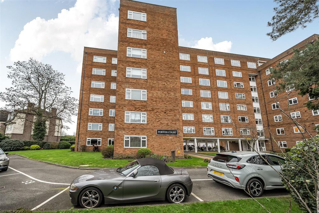 Property photo 1 of 12 1417154-20-699Ca84842282.Jpg