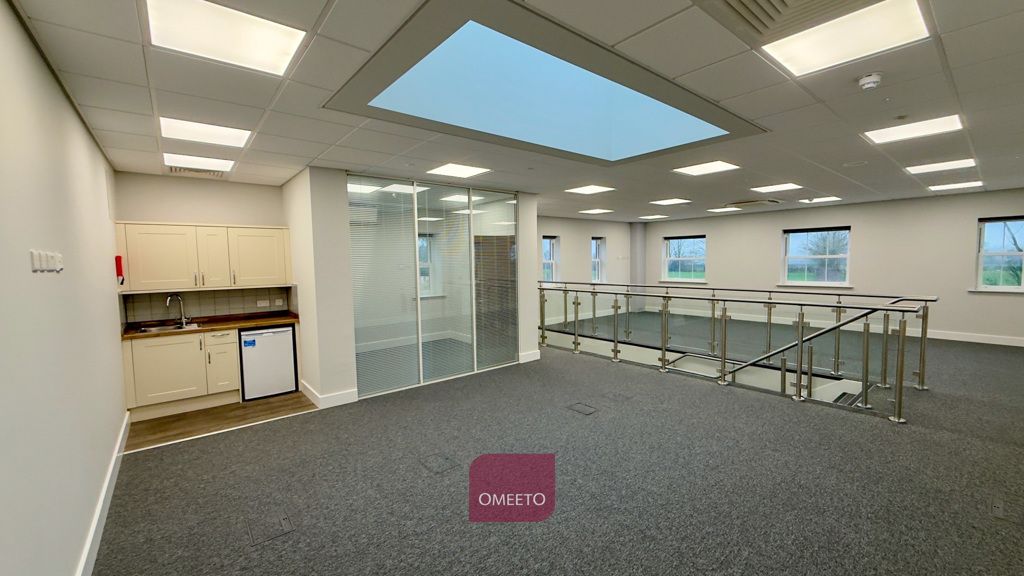 Property photo 1 of 11 Office To Let