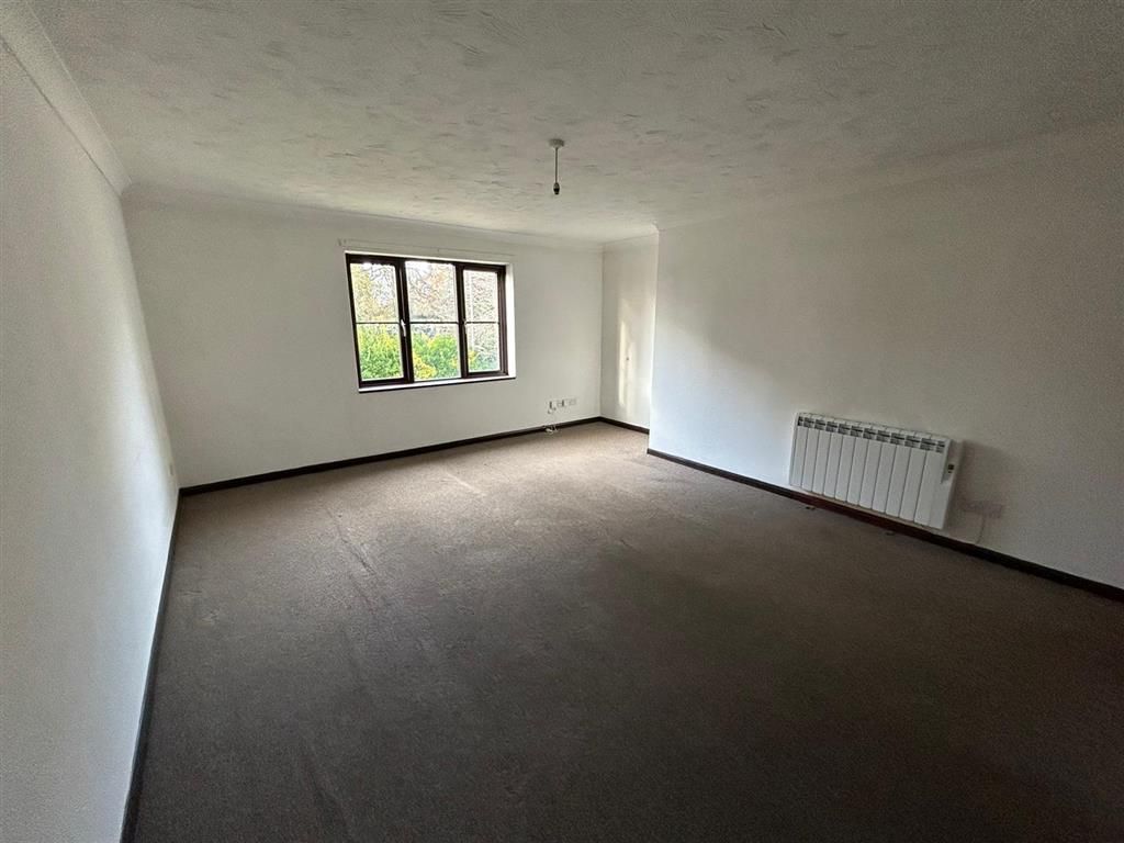Property photo 3 of 5 Bedroom 2