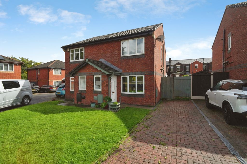 Property photo 1 of 16 Pbox-Img.Jpg
