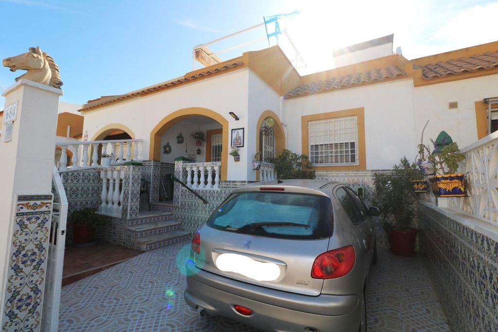 Property photo 1 of 31