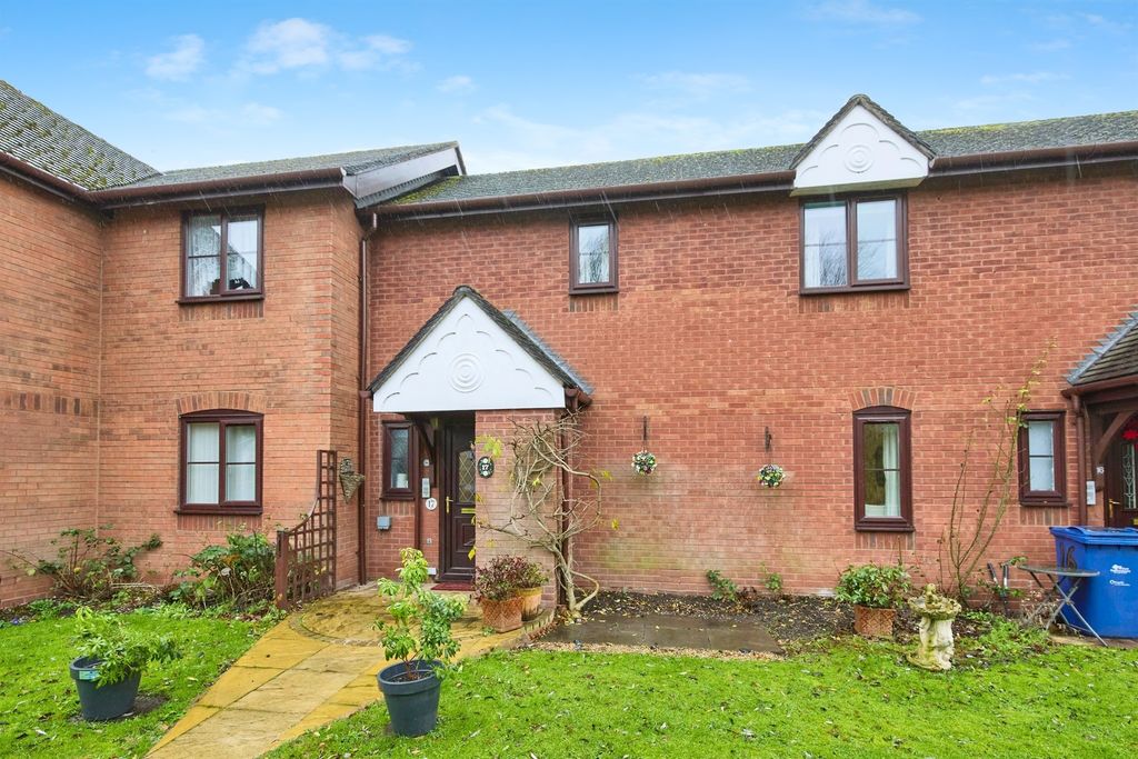 Property photo 2 of 18