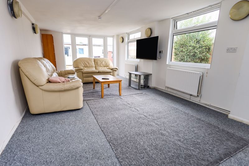 Property photo 1 of 13 Photo 18