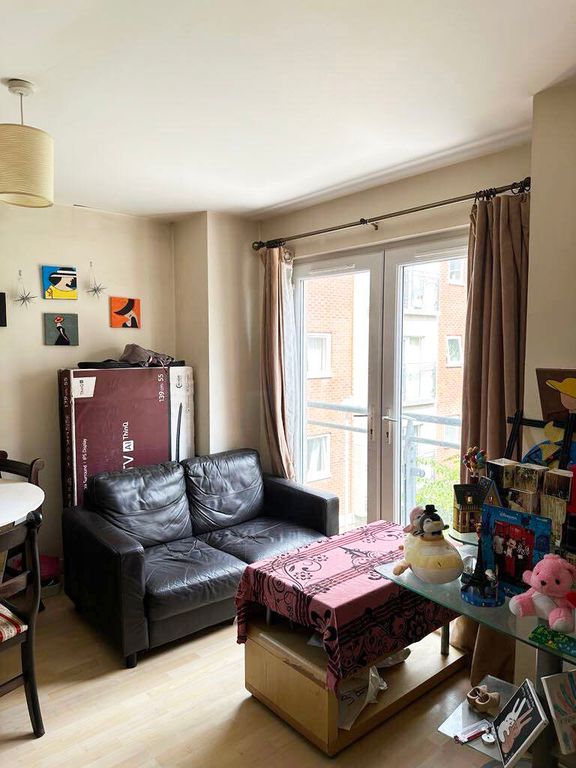 Property photo 2 of 23