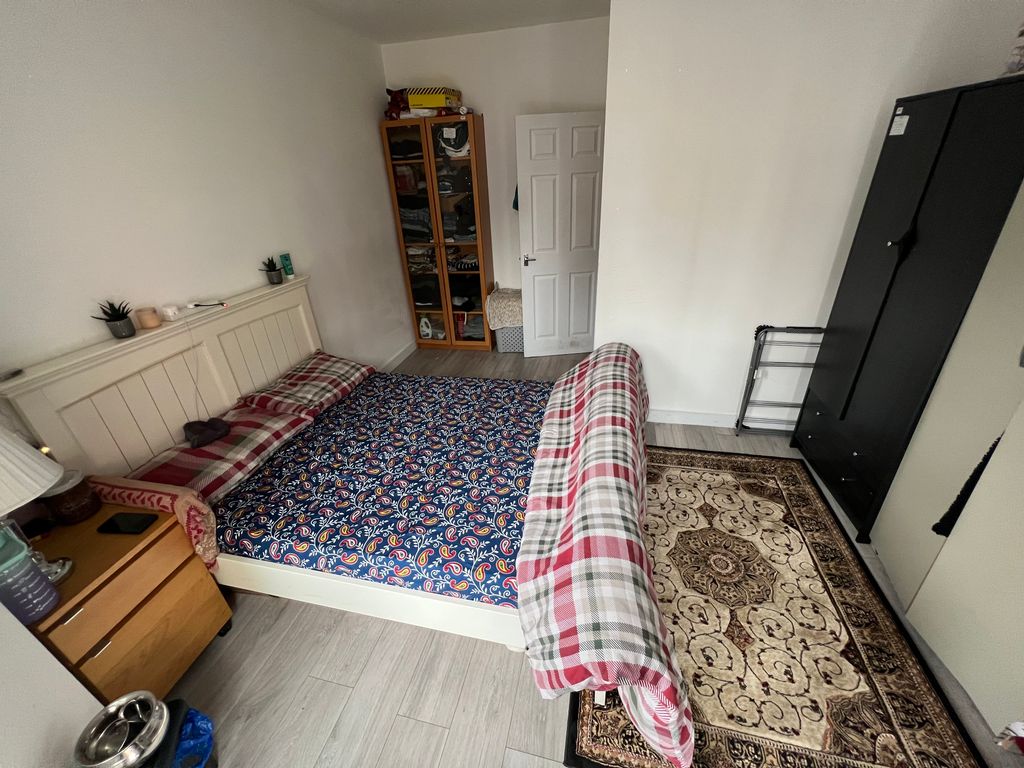 Property photo 1 of 8 Img_4534[1]