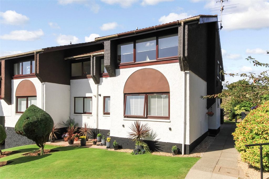 Property photo 1 of 16 Front