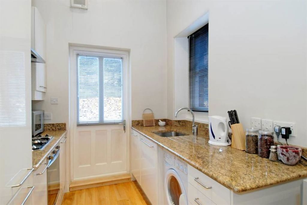 Property photo 3 of 3