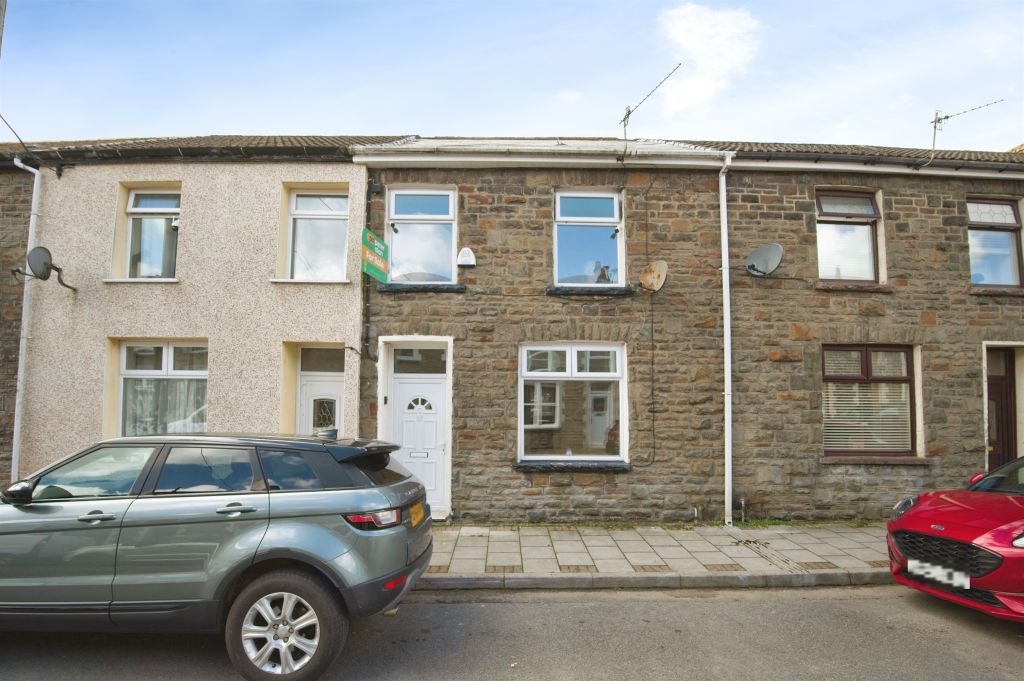 Property photo 2 of 13