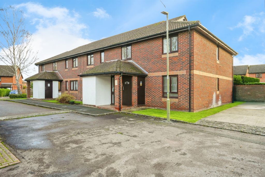 Property photo 1 of 11