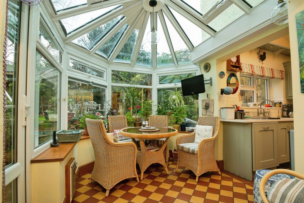 Property photo 3 of 24