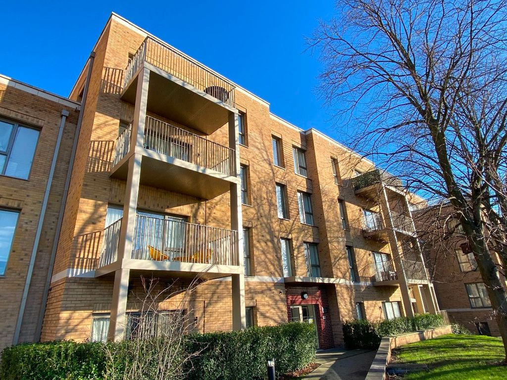 Property photo 1 of 12