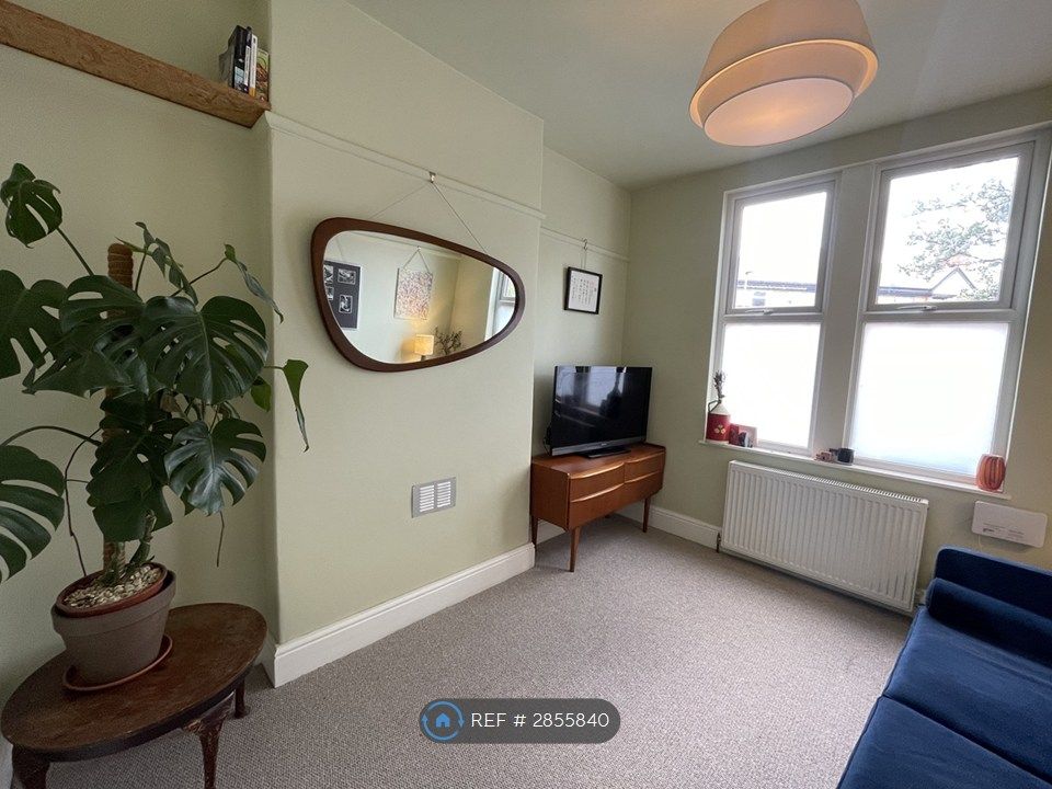 Property photo 3 of 15 Living Room