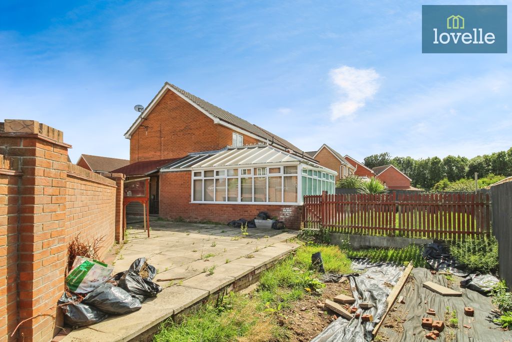 Property photo 3 of 19