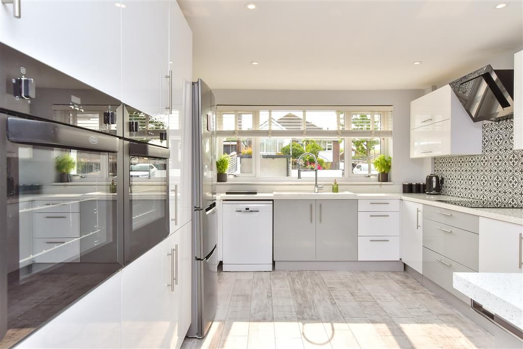 Property photo 1 of 11 Kitchen/ Diner