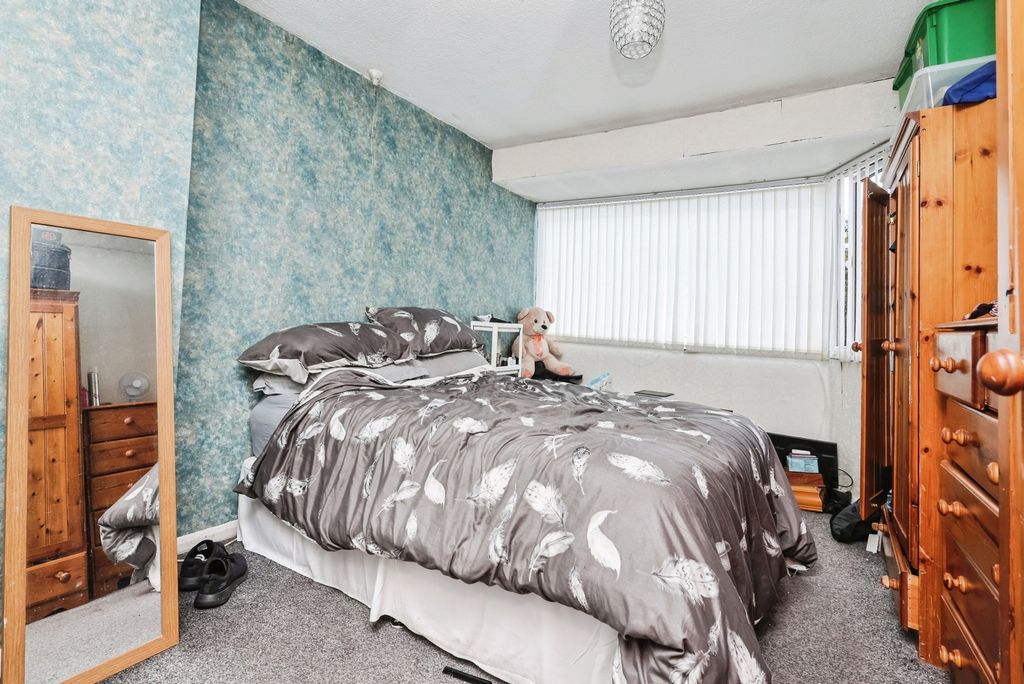 Property photo 3 of 17 Pbox-Img.Jpg