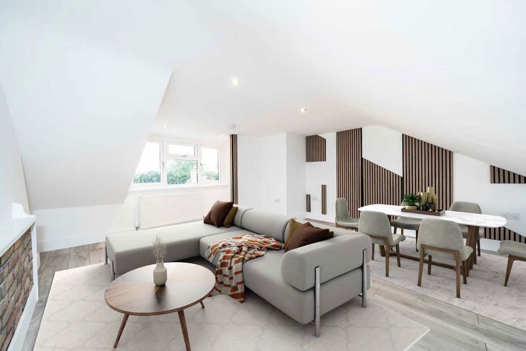 Property photo 1 of 4