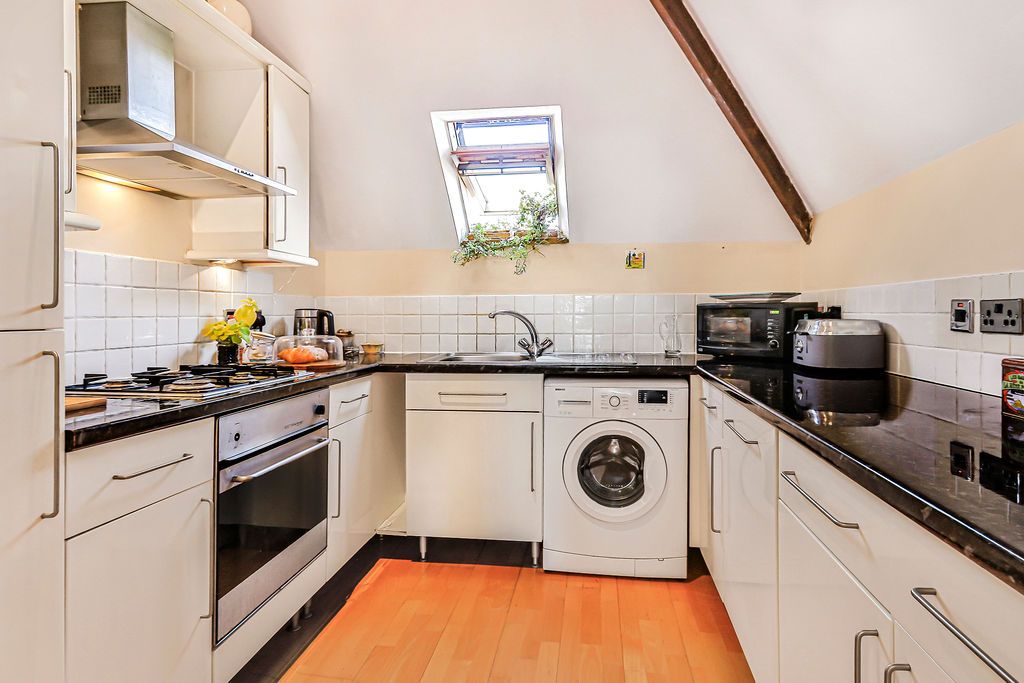 Property photo 3 of 19 Img_9231