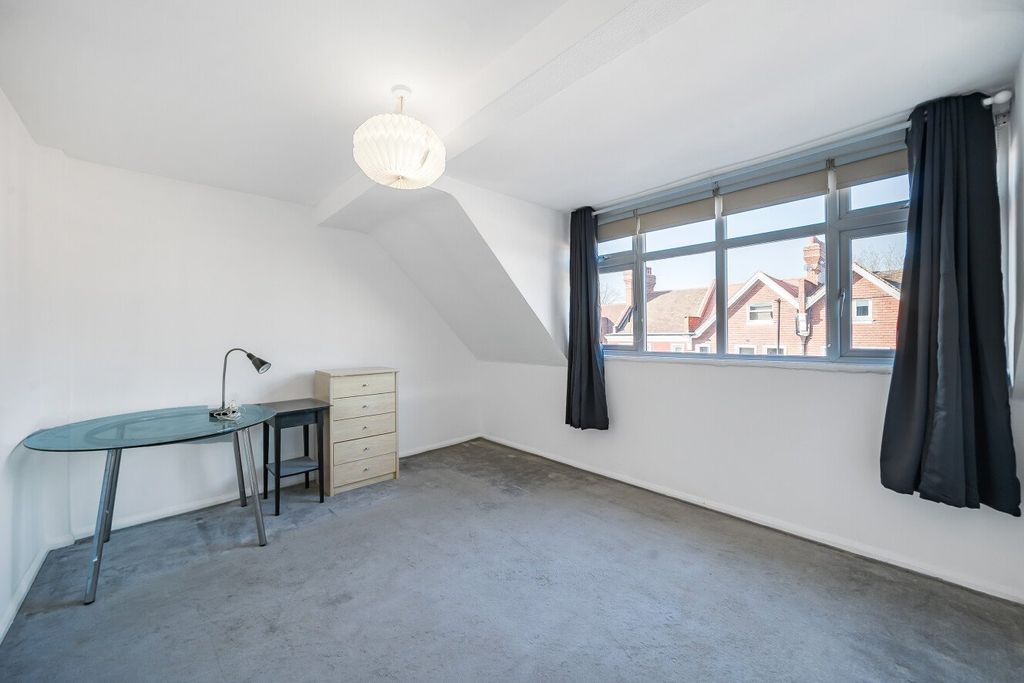 Property photo 1 of 7 Picture No. 06