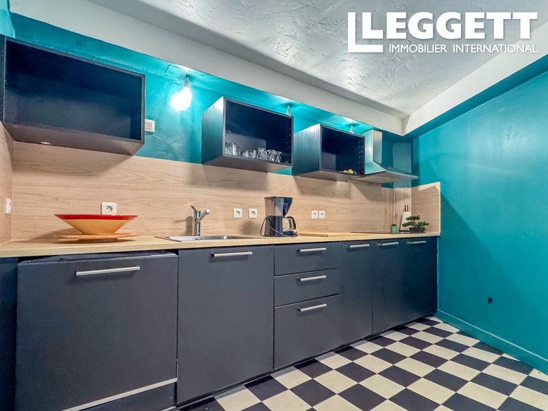 Property photo 3 of 10