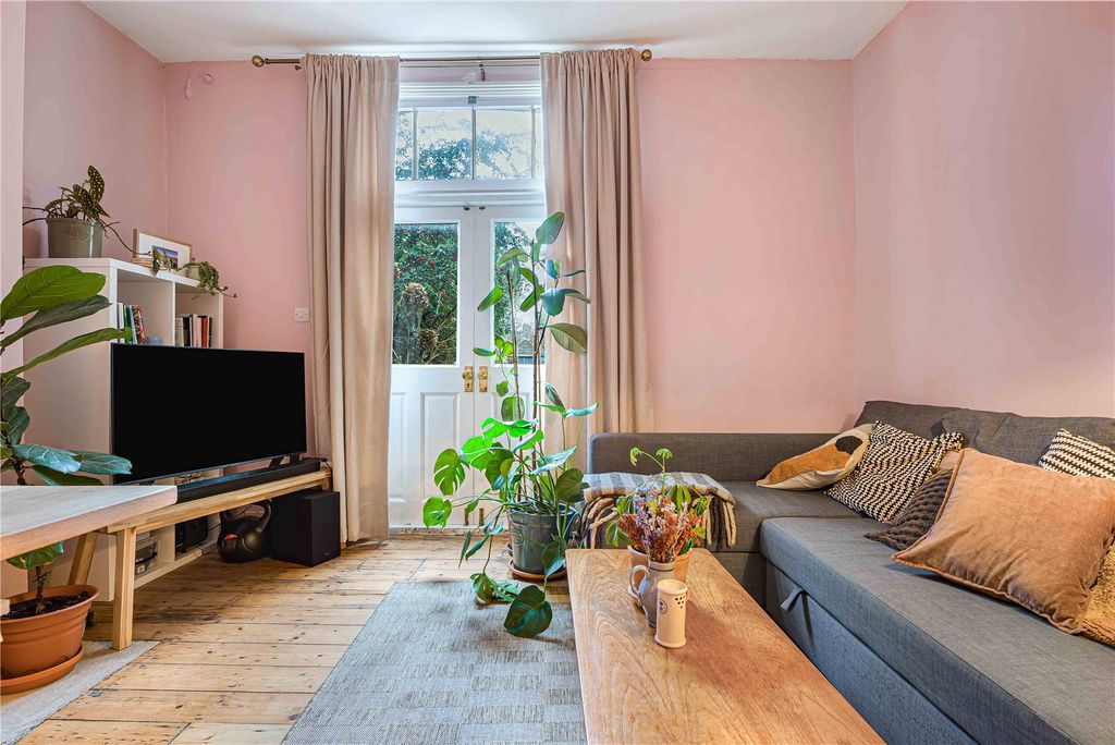 Property photo 3 of 15 Picture No. 03