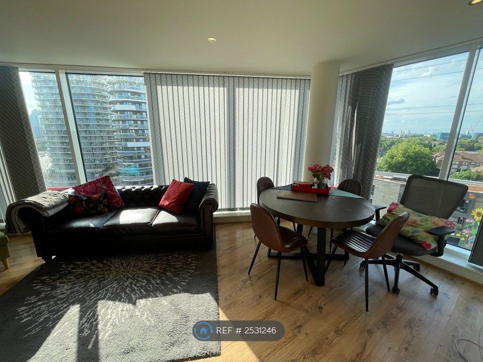 Property photo 2 of 20
